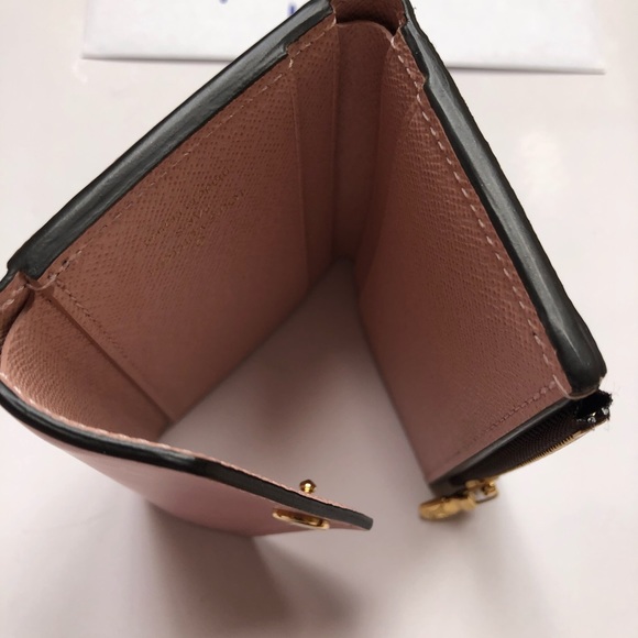 ZOE Compact Wallet - - NEW - Picture 6 of 8